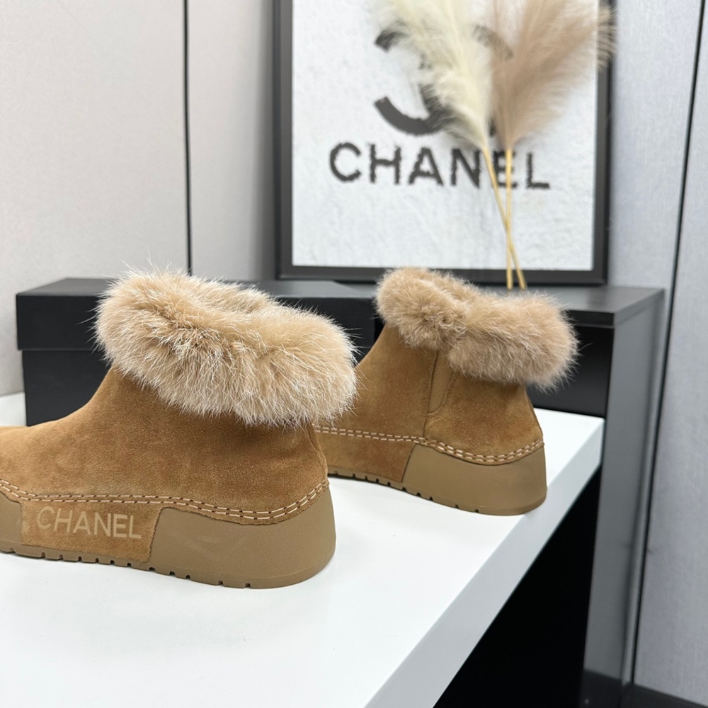 CHANEL Fur Trim Snow Boots Logo Rubber Sole Ankle Boots - Picture 6 of 9